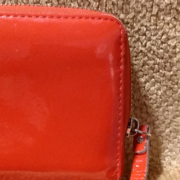 Kate Spade - Picture 2 of 9